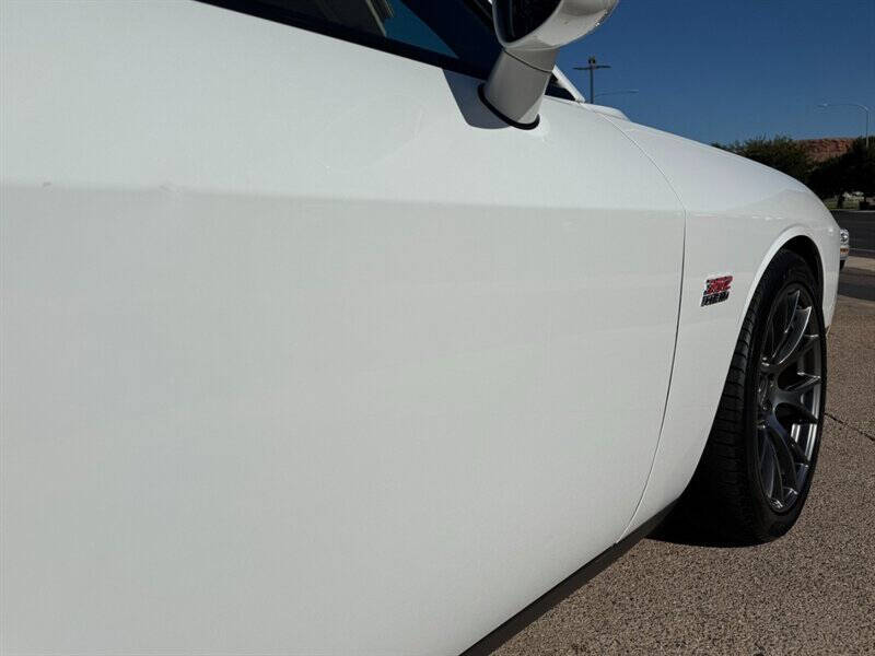 2016 Dodge Challenger SRT 392