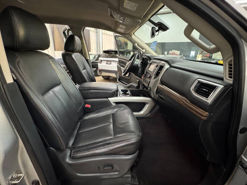 2017 Nissan Titan XD SL