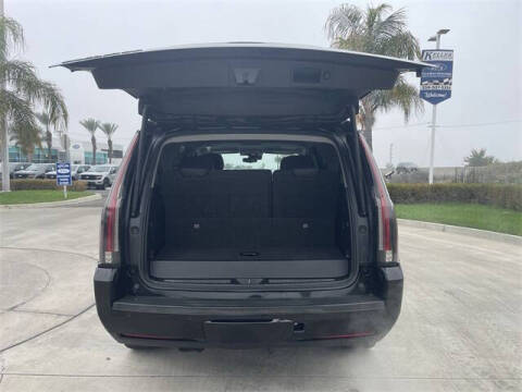 2020 Cadillac Escalade Luxury