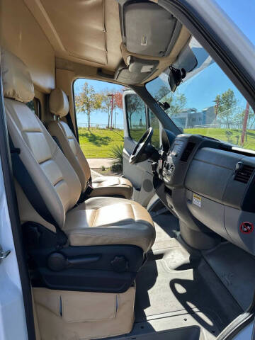 2014 Mercedes-Benz Sprinter 2500