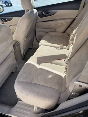 2015 Nissan Rogue SV