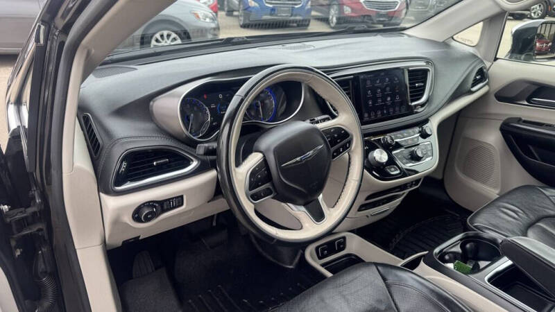 2019 Chrysler Pacifica Limited