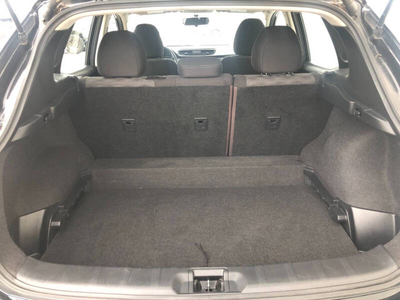 2018 Nissan Rogue Sport SV