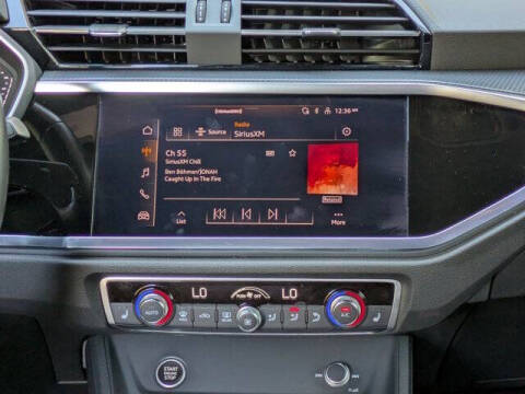 2022 Audi Q3 quattro S line Prem Plus 45 TFSI