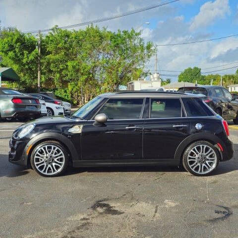 2018 MINI Hardtop 4 Door for sale at SouthMotor Miami in Hialeah, FL