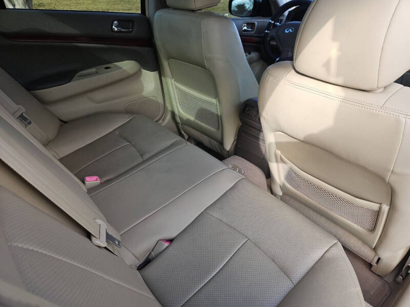 2009 Infiniti G37 Sedan x