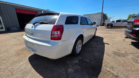 2007 Dodge Magnum SE