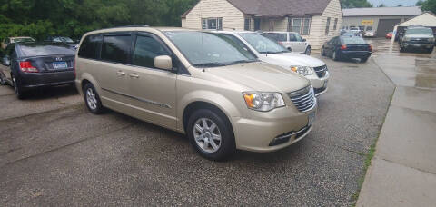 2011 Chrysler Town and Country for sale at Short Line Auto Inc in Rochester MN