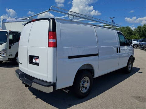 2025 Chevrolet Express 2500