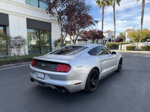 2016 Ford Mustang EcoBoost Premium