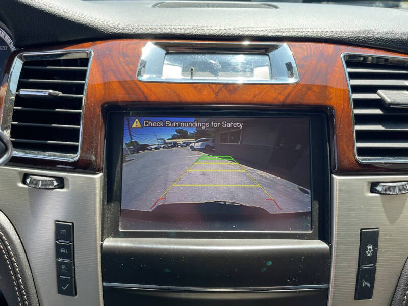 2014 Cadillac Escalade Platinum