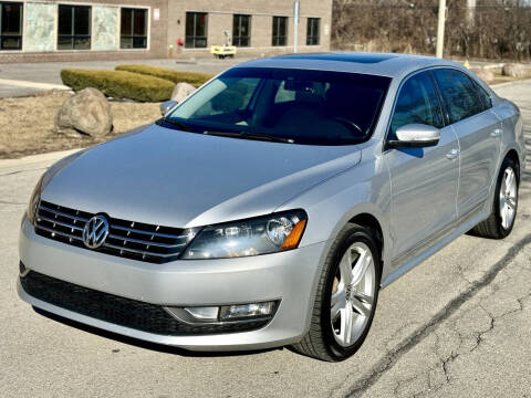 2013 Volkswagen Passat for sale at Eagle Auto in Addison IL