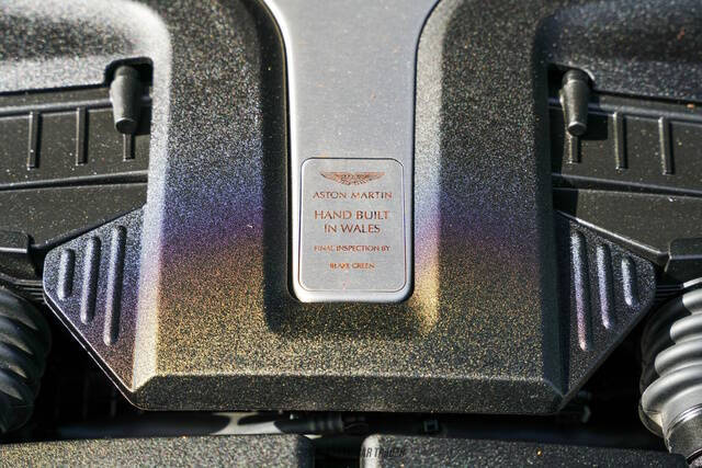 2021 Aston Martin DBX