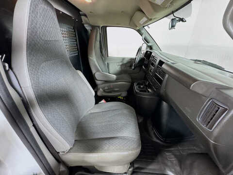 2025 GMC Savana 2500