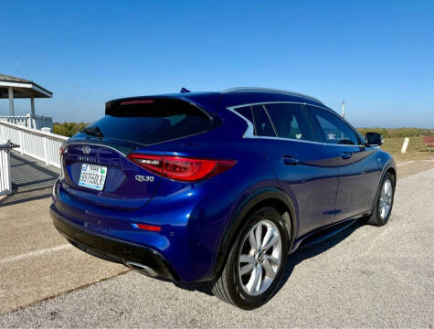 2017 Infiniti QX30