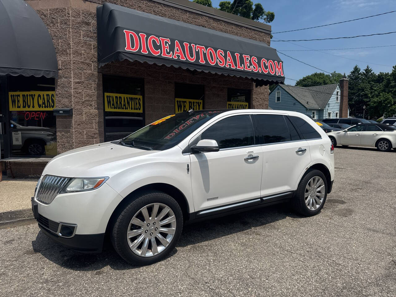 White 2013 Lincoln MKX Base AWD 4dr SUV 1