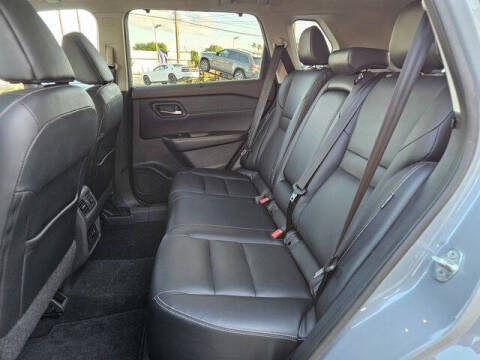 2022 Nissan Rogue SL