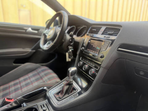 2015 Volkswagen Golf GTI S