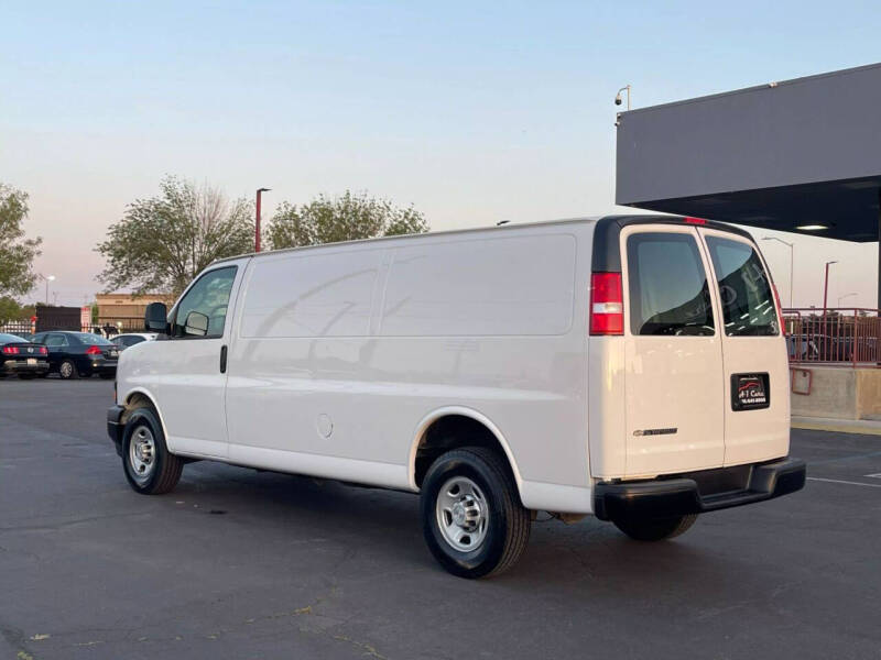 2020 Chevrolet Express 2500