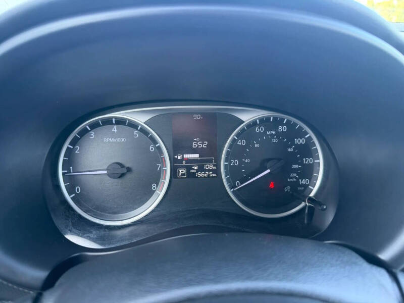 2022 Nissan Kicks S