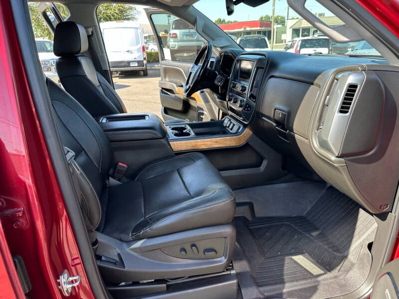 2018 Chevrolet Silverado 1500 LTZ photo 26