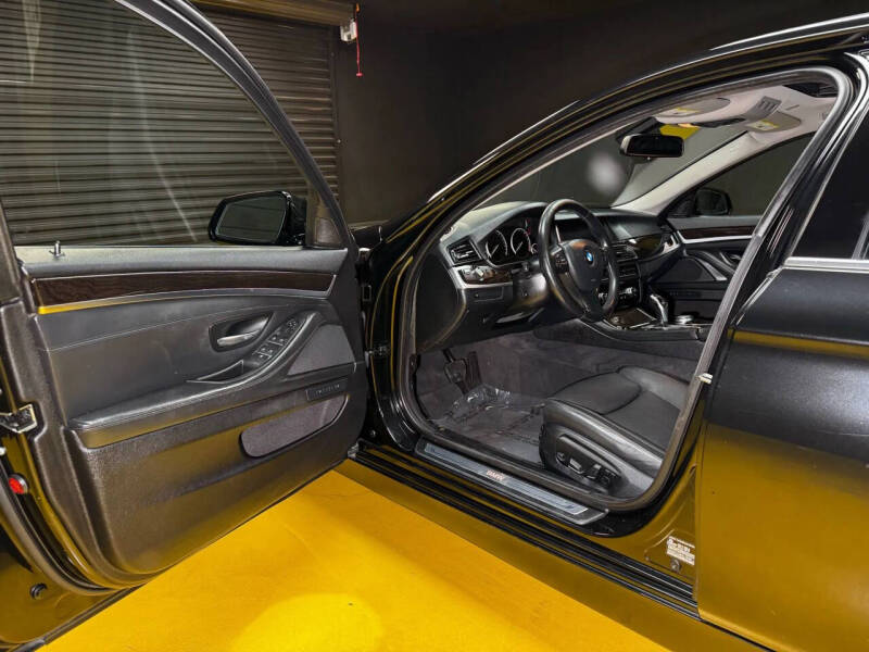 2016 BMW 5 Series 535i