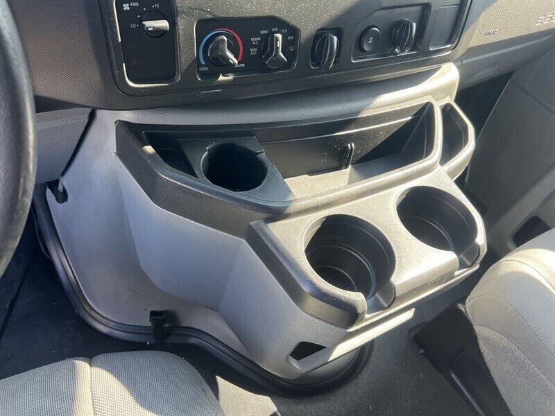 2013 Ford E-Series E-150
