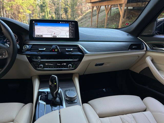2021 BMW 5 Series 530i