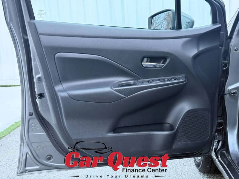 2024 Nissan Versa SV