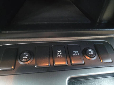 2013 Nissan Armada