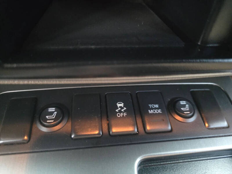 2013 Nissan Armada