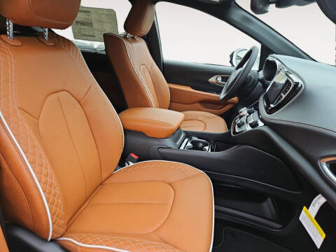 2024 Chrysler Pacifica Pinnacle