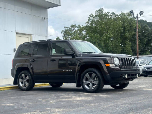 2014 Jeep Patriot for sale at Prompt Luxury Cars LLC in Austell, GA