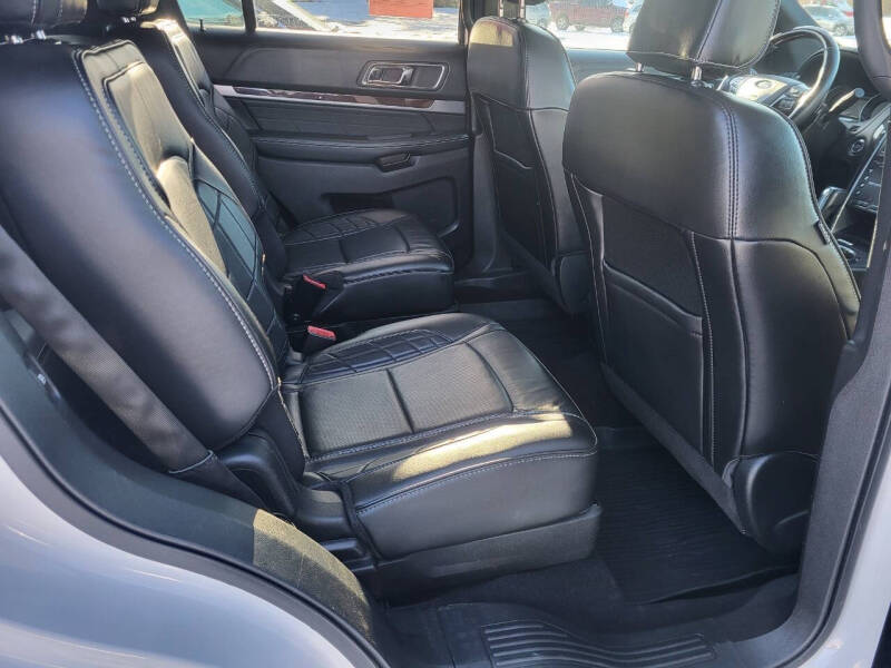 2018 Ford Explorer Platinum