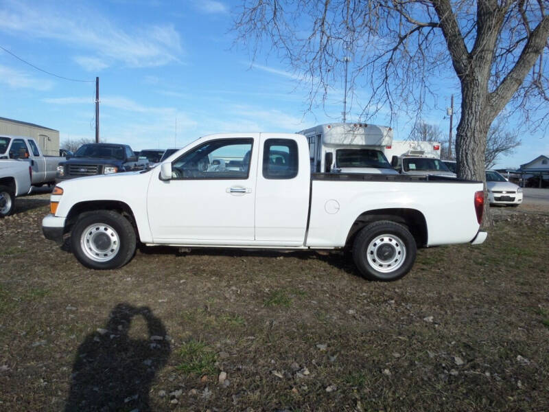 2011 Chevrolet Colorado for sale at AUTO FLEET REMARKETING, INC. in Van Alstyne TX