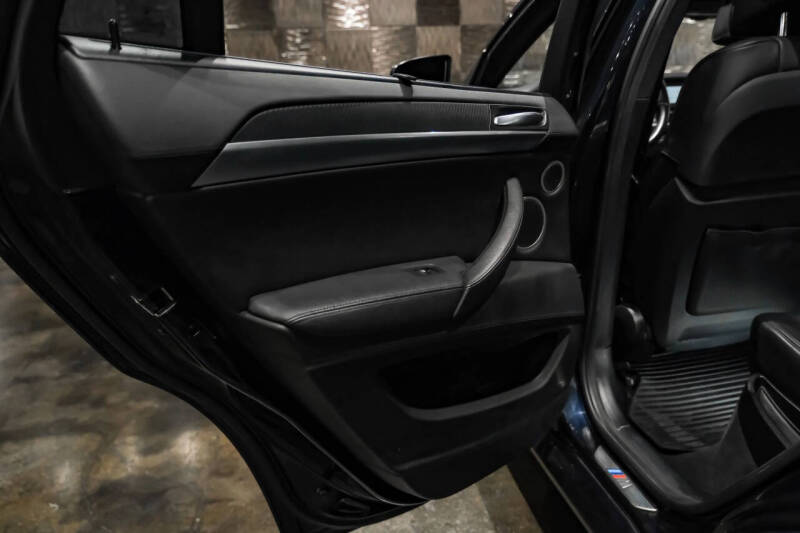 2014 BMW X6 M