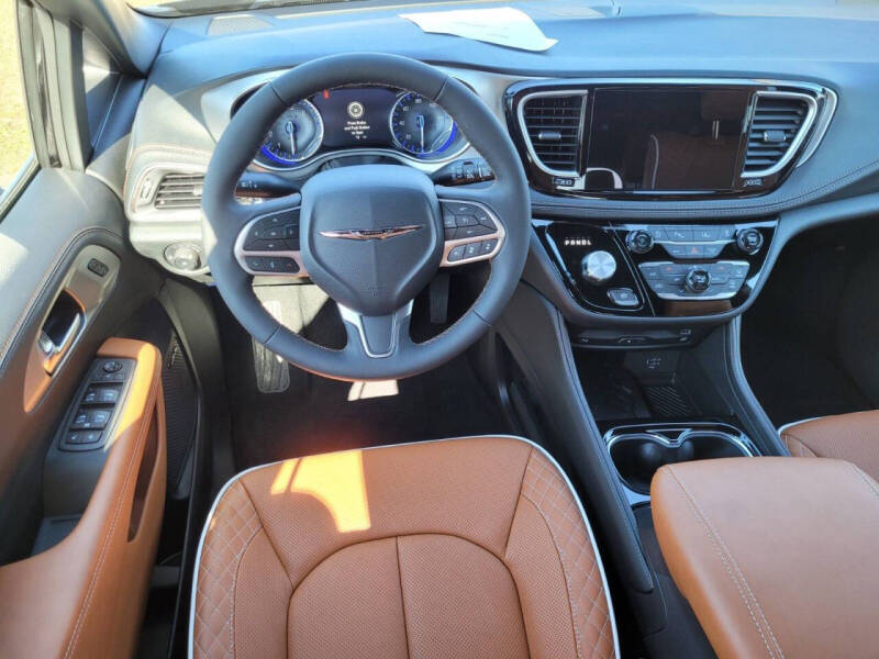 2026 Chrysler Pacifica Pinnacle