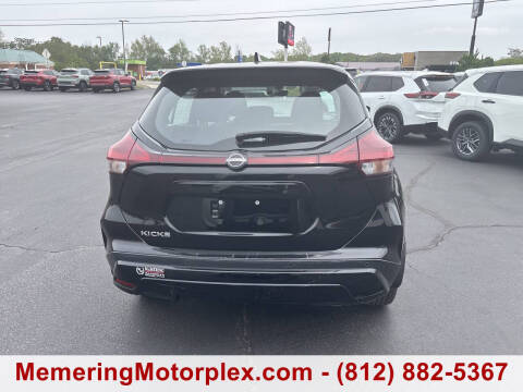 2022 Nissan Kicks S