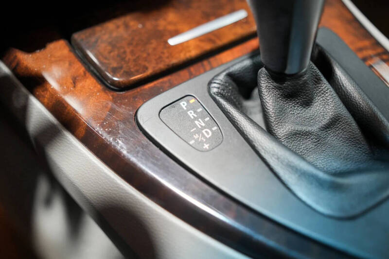 2006 BMW 3 Series 330i