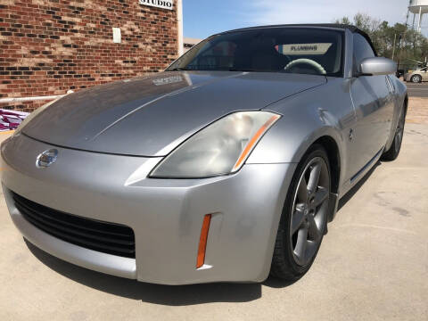 2005 Nissan 350Z for sale at Tiger Auto Sales in Guymon OK