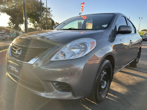2012 Nissan Versa 1.6 S