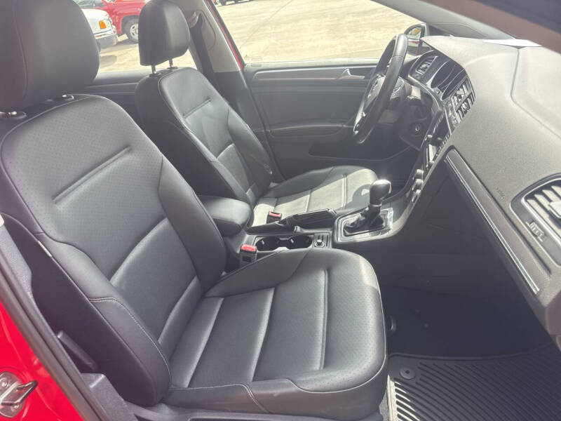 2017 Volkswagen Golf Alltrack TSI S 4Motion