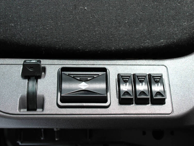 2018 Freightliner M2 106