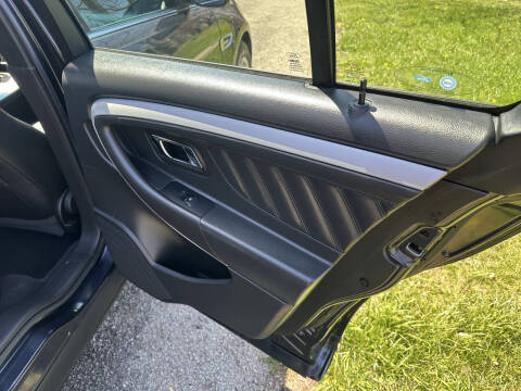 2017 Ford Taurus SEL