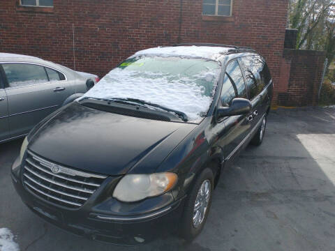 2007 Chrysler Town and Country for sale at Williamson's Auto Inc in Burlington NC