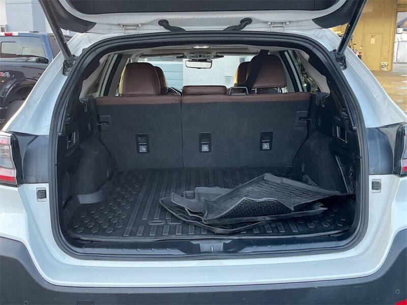 2023 Subaru Outback Touring XT