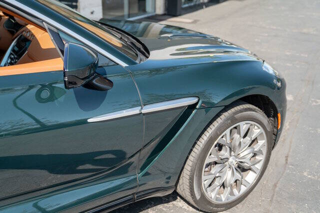 2021 Aston Martin DBX 9