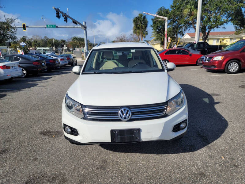 2014 Volkswagen Tiguan SE photo 9