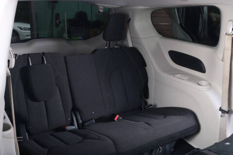 2017 Chrysler Pacifica LX