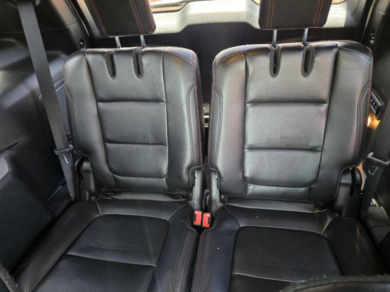 2017 Ford Explorer Sport